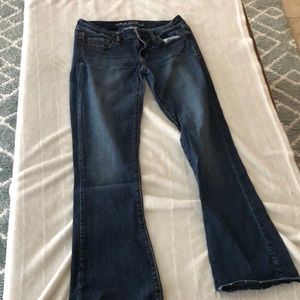 American Eagle size 8 kick boot jeans